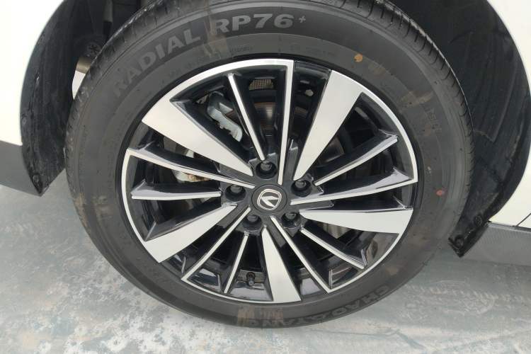 Used Changan Eado PHEV 2025 Smart New Blue Whale 145KM Battleship Edition