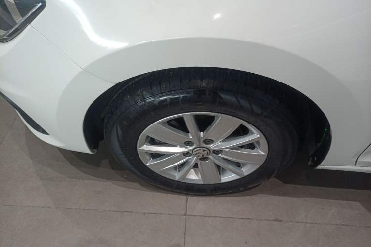 Used Volkswagen Santana 2016 1.6L Automatic Fashion Edition