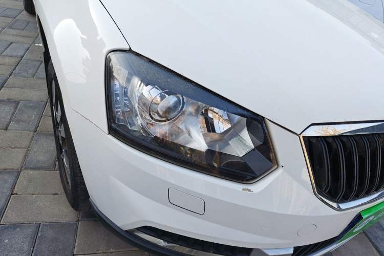 Used Skoda Yeti 2014 1.8TSI DSG All-Wheel Drive Edition
