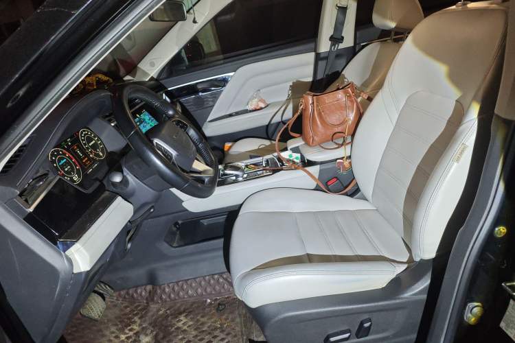 Used Venucia Star 2020 260T Automatic 48V Mild Hybrid Turbocharged Star Edition