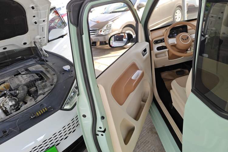 Used Wuling Hongguang MINIEV 2024 3rd Generation 215km Youth Edition