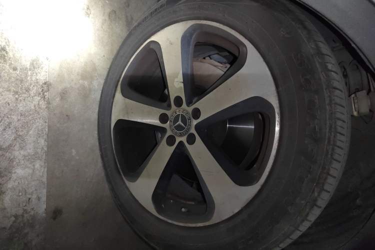 Used Mercedes-Benz GLC Coupe 2017 GLC 200 4MATIC Coupe SUV
