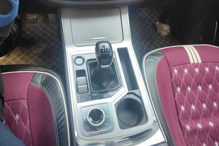 Used Soueast DX8 2022 1.5T Manual Amazon Edition 5 Seats
