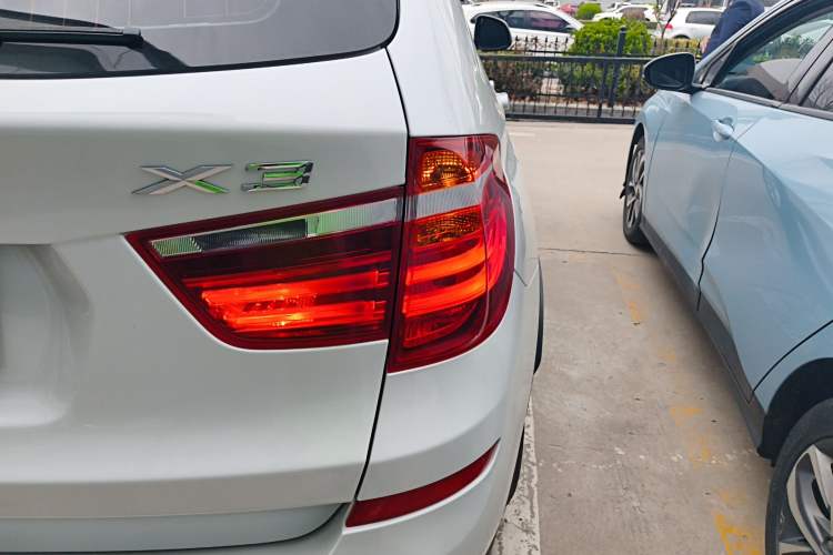 Used BMW X3 2016 sDrive20i Right Rear Taillight