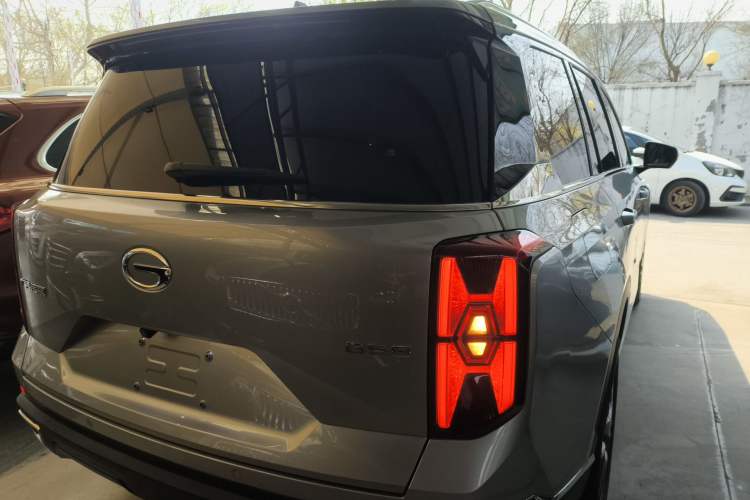 Used GAC Trumpchi GS8 2022 Linghang Series 2.0 TGDI Two-Wheel-Drive Luxury Smart Connectivity Version (7 Seats) Rear Right 45 Deg