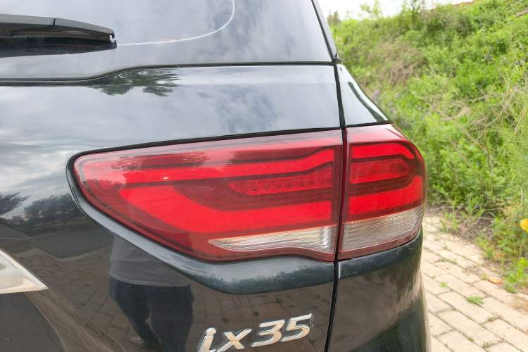 Used Hyundai ix35 2019 2.0L Automatic 2WD Zhiyong·Changxiang Edition China VI Standard Right Rear Taillight