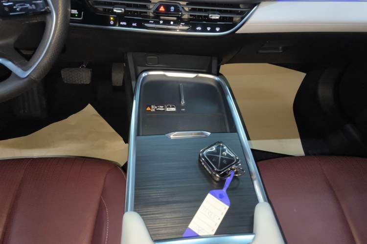 Used Buick LaCrosse 2023 28T Prestige Edition
