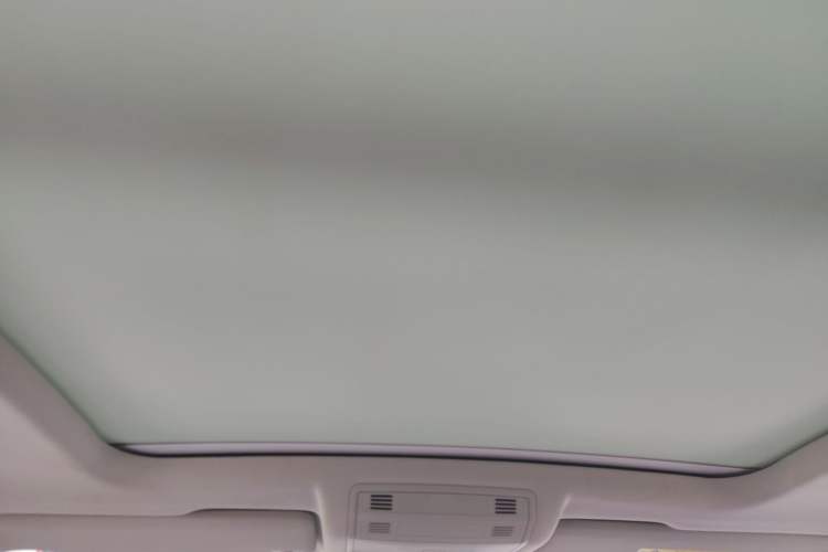 Used Volkswagen T-ROC 2020 280TSI DSG Two-Wheel-Drive Luxury Version
