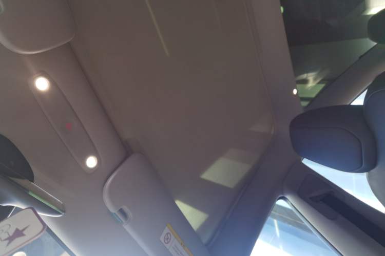 Used Tesla Model 3 2023 Long-Range All-Wheel-Drive Version
