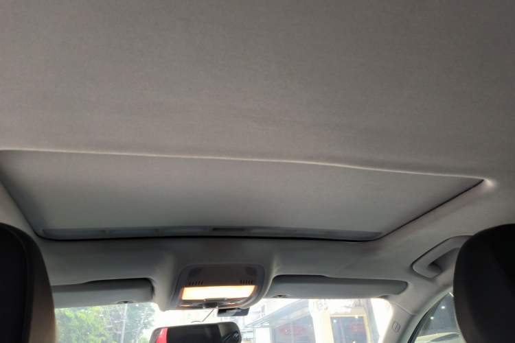 Used Audi A4L 2012 2.0 TFSI automatic Comfort trim level