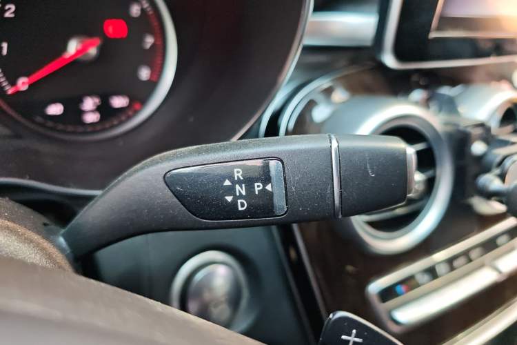 Used Mercedes-Benz GLC 2019 GLC 260 L 4MATIC Dynamic Model