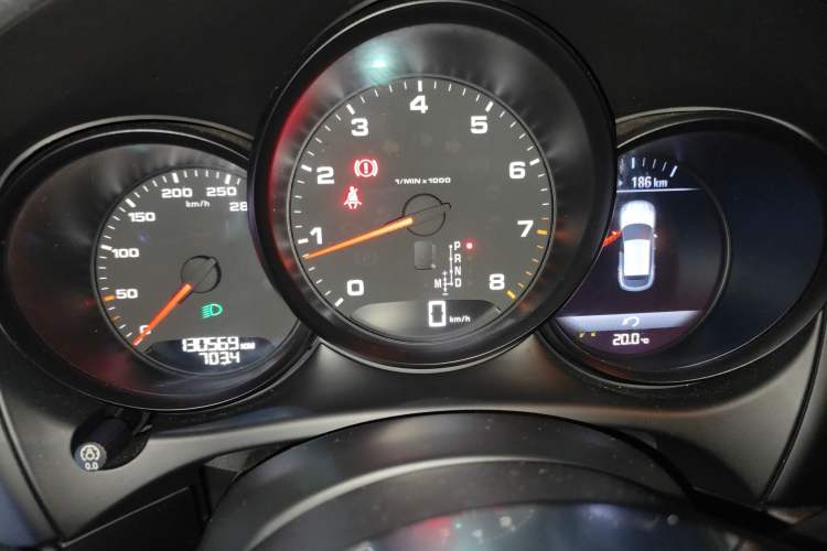 Used Porsche Macan 2016 Macan 2.0T Instrument Cluster