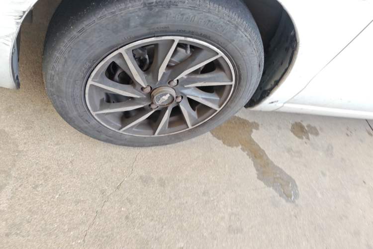 Used Chevrolet Sail 2013 Sedan 1.4L Manual Ideal Happiness Edition Exterior 4