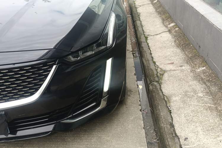 Used Cadillac CT5 2021 28T Fashion Edition Left Front Headlight