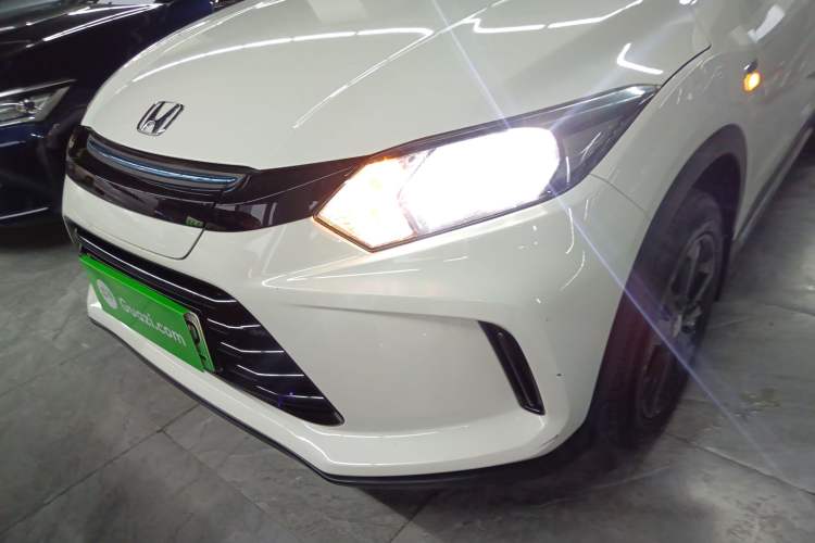 Used Everus VE-1 2021 Travel Edition Left Front Headlight