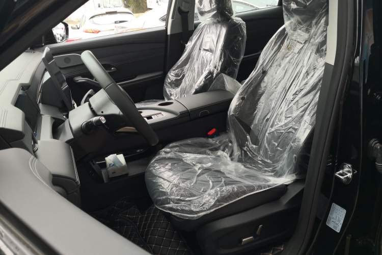 Used JETOUR Shanhai L9 2024 1.5TD 2DHT Pro 7-Seater
