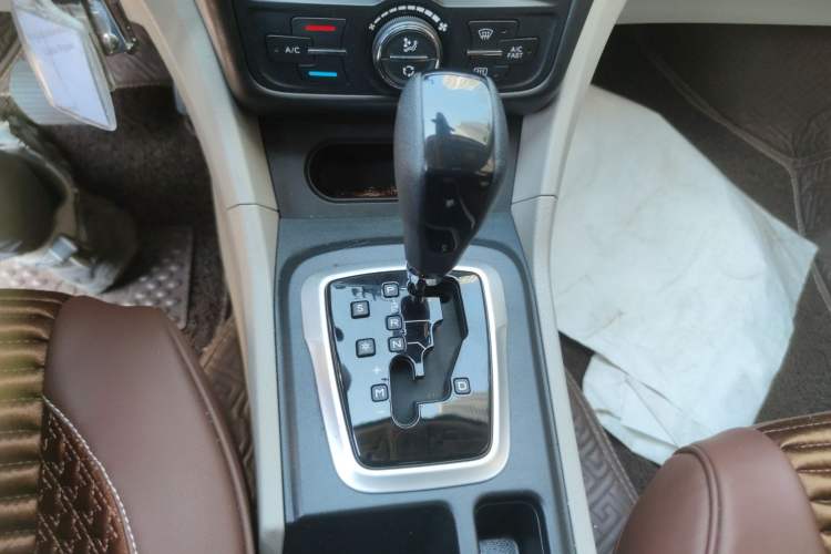 Used Dongfeng Aeolus L60 2015 1.8L Automatic New Enjoyment Model
