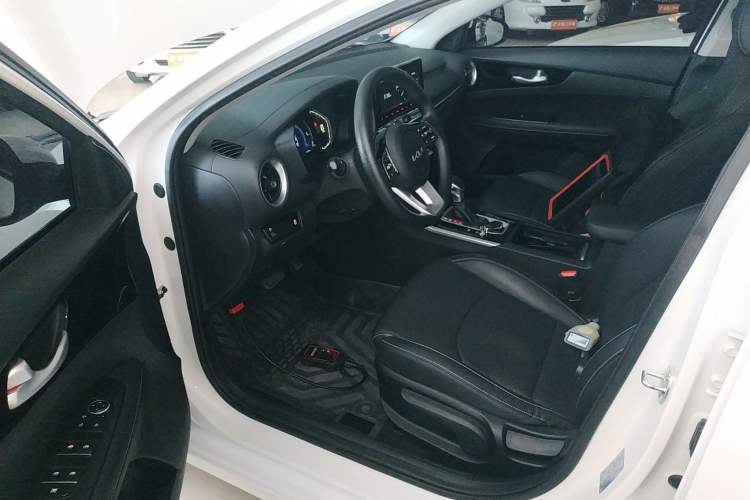 Used Kia K3 2021 Revised 1.5L CVT Fashion Edition