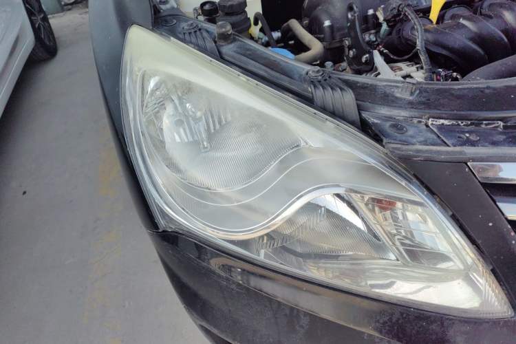 Used Hyundai Celesta 2011 1.6L Manual Comfort Edition
