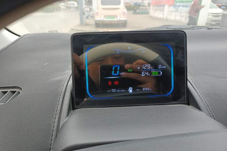 Used CHANGAN NEVO Lumin 2025 205 km Xiangqin Version