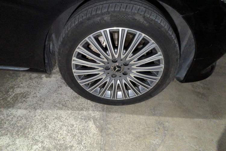 Used Mercedes-Benz E-Class 2020 Facelift E 300 L Stylish Edition