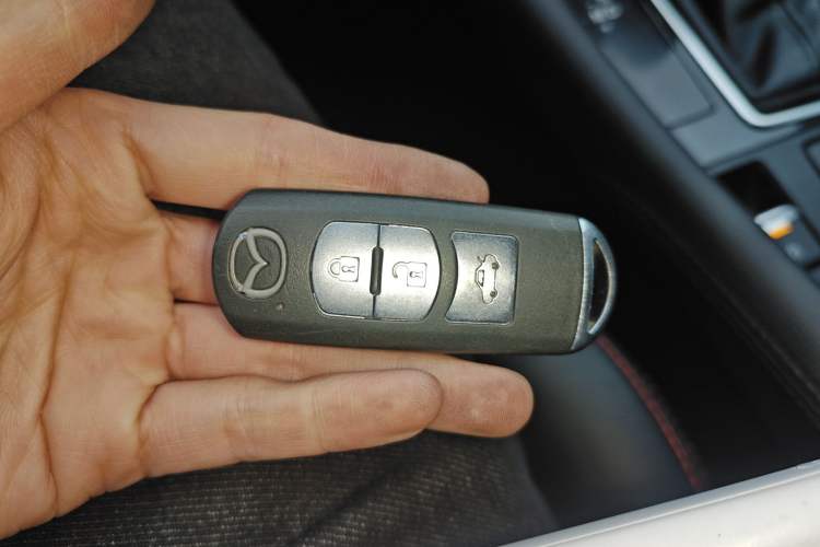 Used Mazda Mazda 3 Axela 2017 Sedan 1.5L Automatic Luxury Model Emission Standard China V