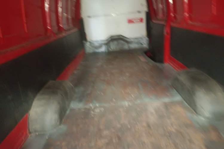 Used Foton Scenic G7 2017 2.0L Long-Wheelbase Commercial Van High Roof 2 Seats 4Q20M
