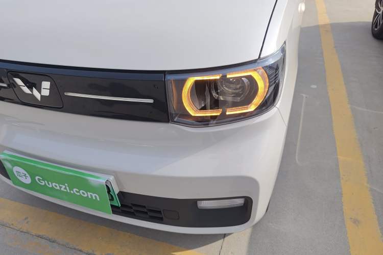 Used Wuling Hongguang MINIEV 2022 Macaron Fashion Edition Lithium-Nickel-Cobalt-Alpha-oxide
