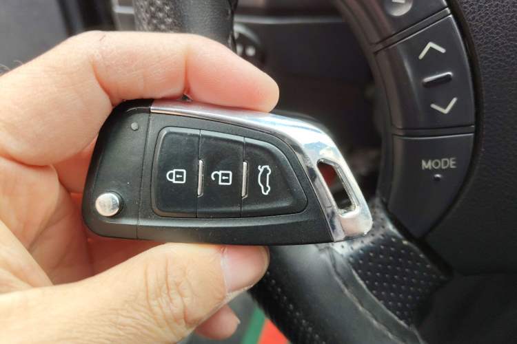 Used Haval H5 Classic 2013 Zhizun Edition 2.0T Manual 4x4 Elite Model
