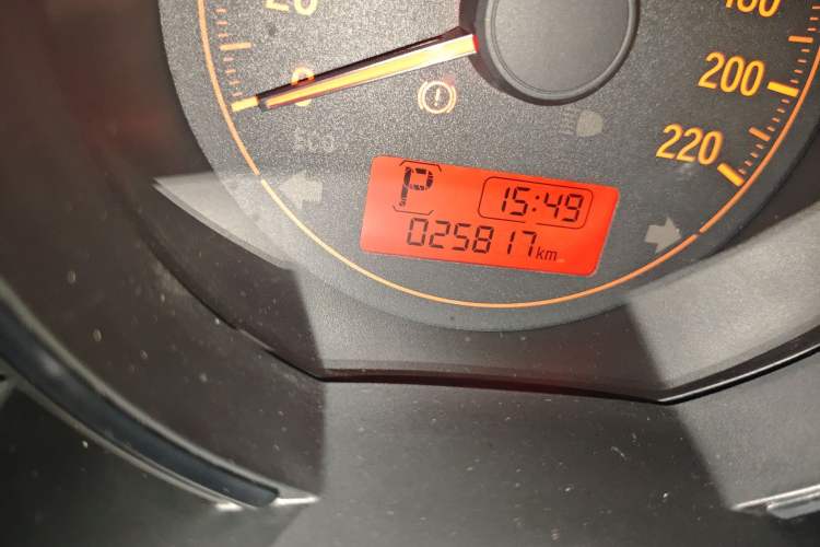 Used Honda Fit 2020 1.5L CVT Comfort Version Odometer Close Up