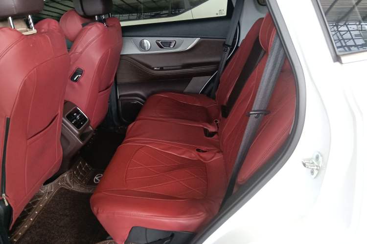 Used Chery Tiggo 8 PRO 2022 290T Two-Wheel Drive Haohan Edition 5 Seats Left Rear Seat