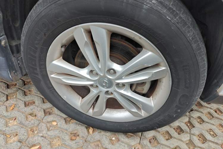 Used Hyundai ix35 2010 2.0L Automatic Two-Wheel Drive Elite Edition GLS