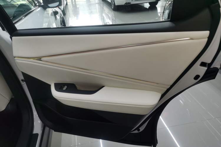 Used Toyota bZ5 2025 Model 550 PRO Smart Driving Edition
