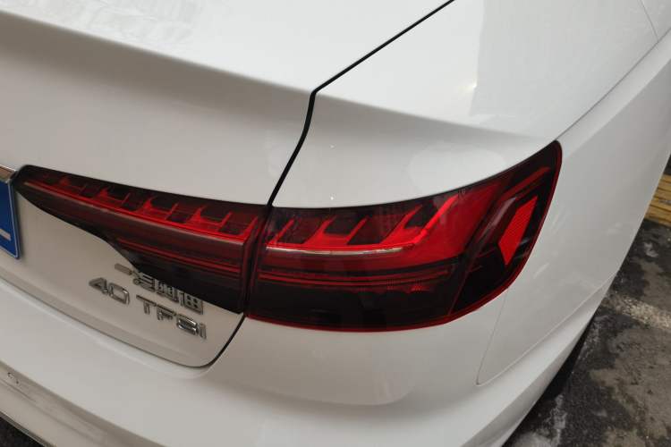 Used Audi A4L 2024 40 TFSI Fashion Dynamic Model
