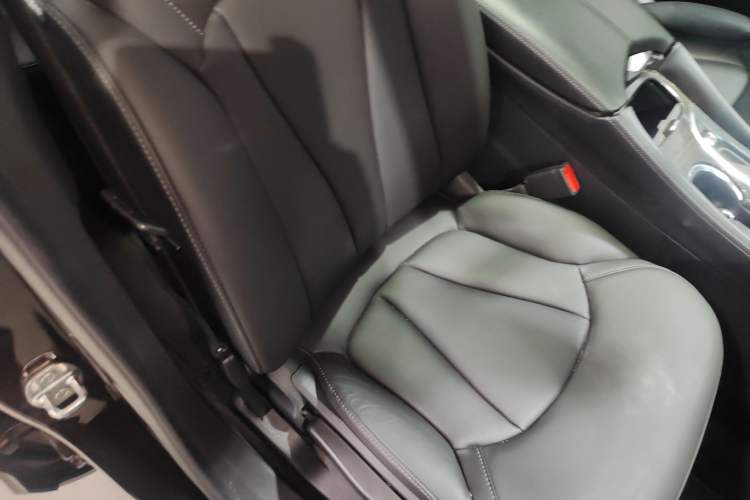 Used Buick Envision 2020 20T Two-Wheel Drive Elite Version Right Front Seat