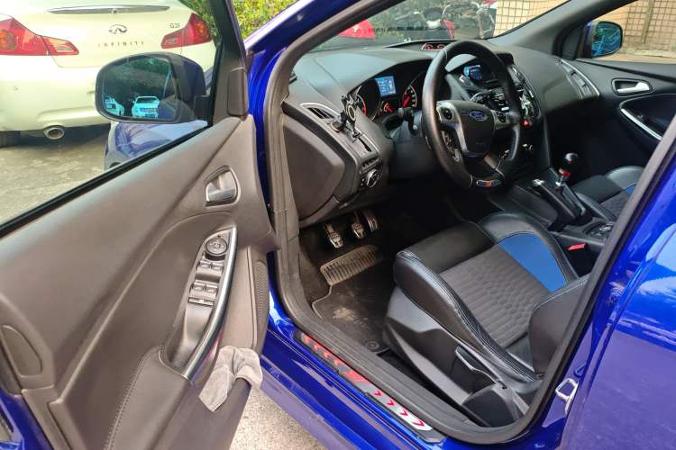 Used Ford Focus 2013 2.0T ST Standard Edition