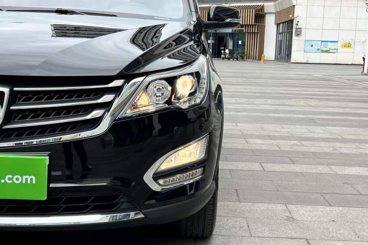 Used Baojun 560 2016 1.8L iAMT Luxury Model
