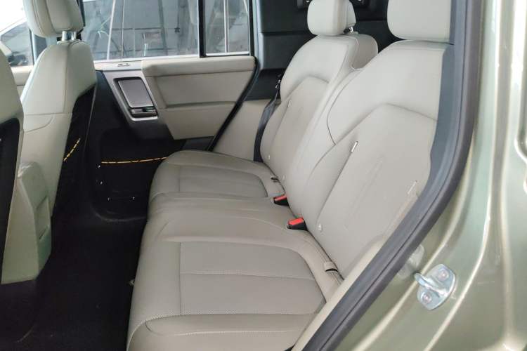 Used iCAR V23 2025 501 Four-Wheel Drive Intelligent Driving Version Interior 4