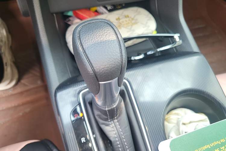 Used Honda Civic 2023 240TURBO CVT Dynamic · Center Stage Special Edition