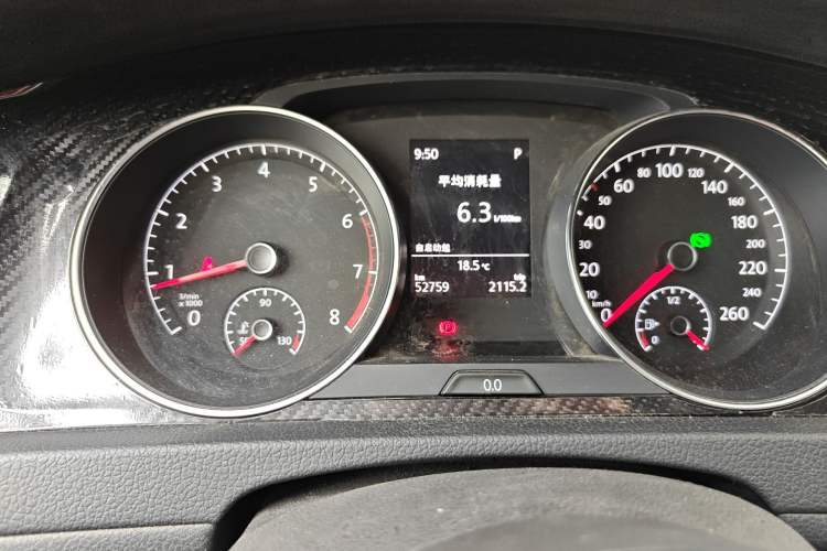 Used Volkswagen Golf 2016 1.4TSI Automatic R-Line
