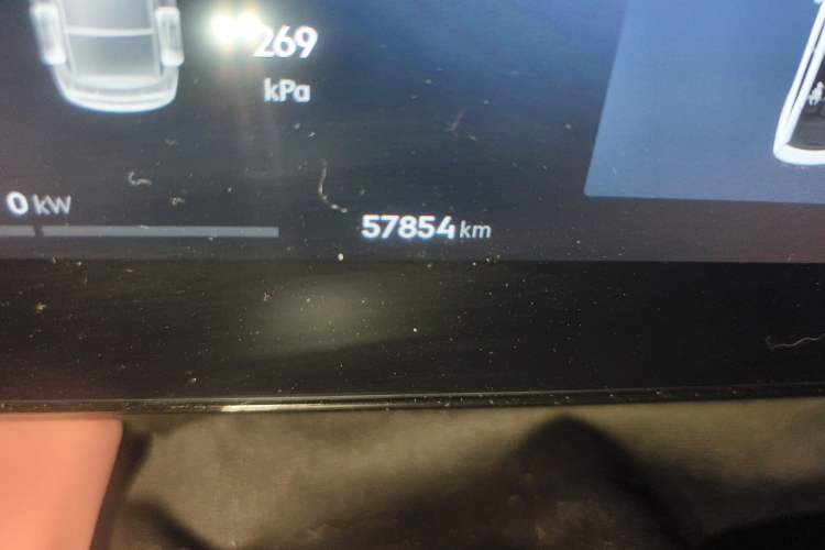 Used Geely Galaxy L6 2023 125km PLUS
