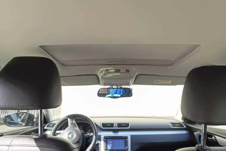 Used Volkswagen Magotan 2016 1.8TSI Smart Comfort Model Headliner