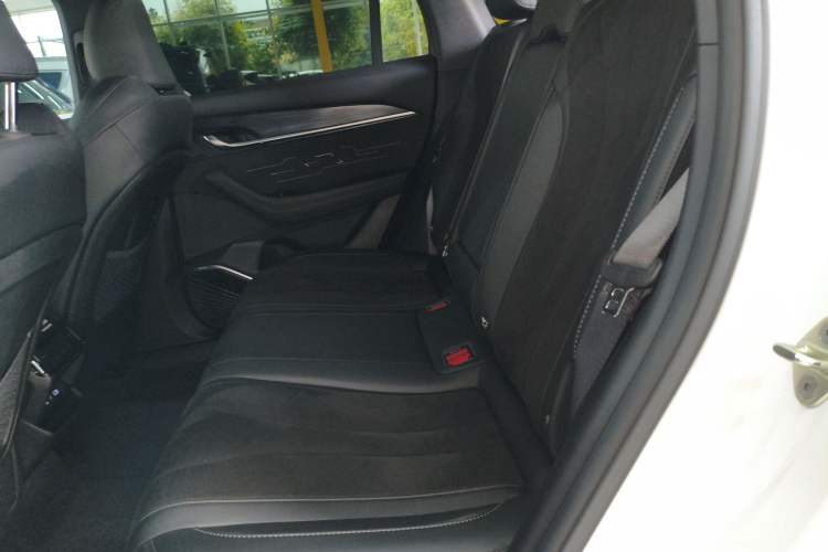 Used Geely Auto Monjaro L 2024 2.0TD High-Power Automatic Two-Wheel Drive Skyline Edition