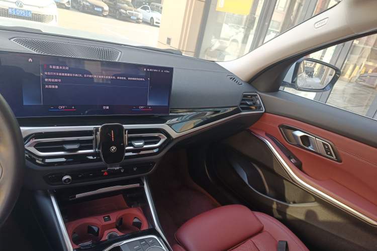 Used BMW i3 2022 eDrive 35 L Audio And AC Panel