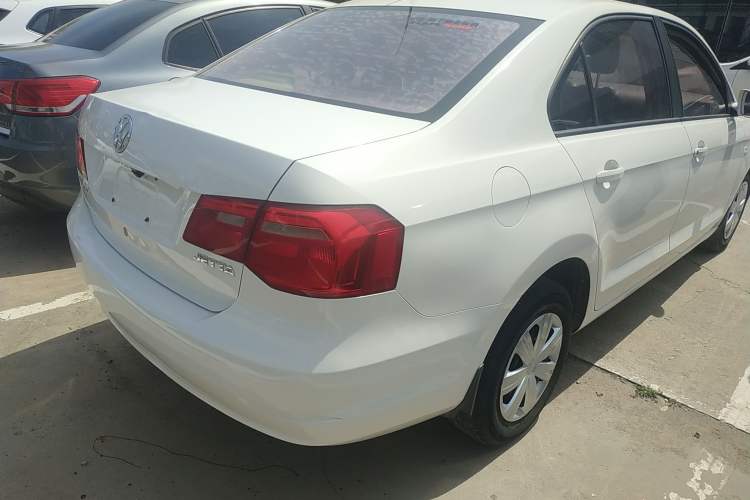 Used Volkswagen Jetta 2013 1.4L Manual Fashion Model Rear Right 45 Deg