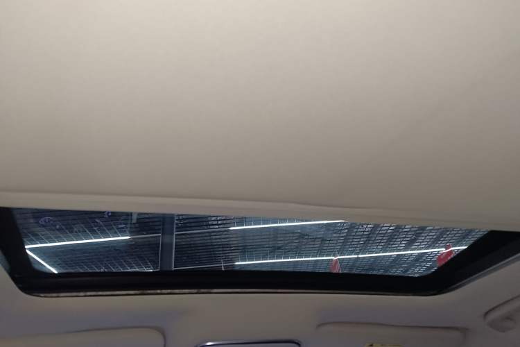 Used Geely Auto Emgrand GL 2017 1.3T DCT Luxury Model
