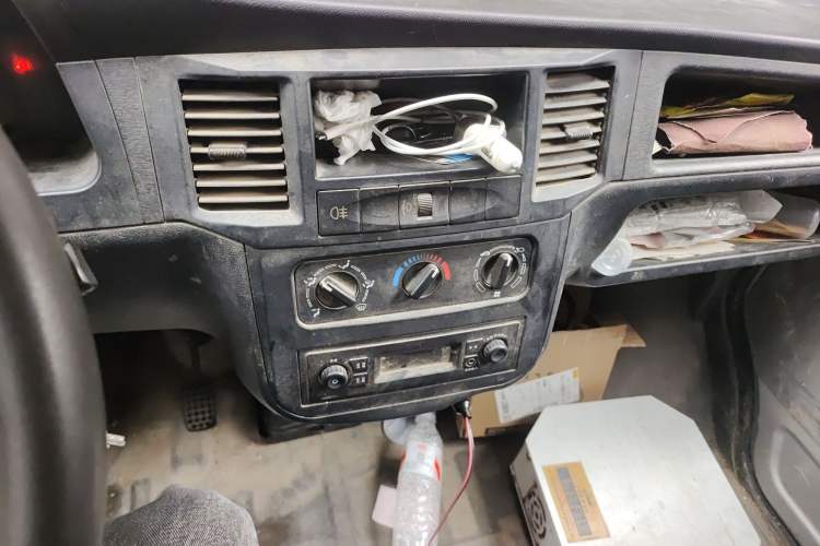 Used Wuling Zhiguang 2015 1.2L Practical LS-I Model