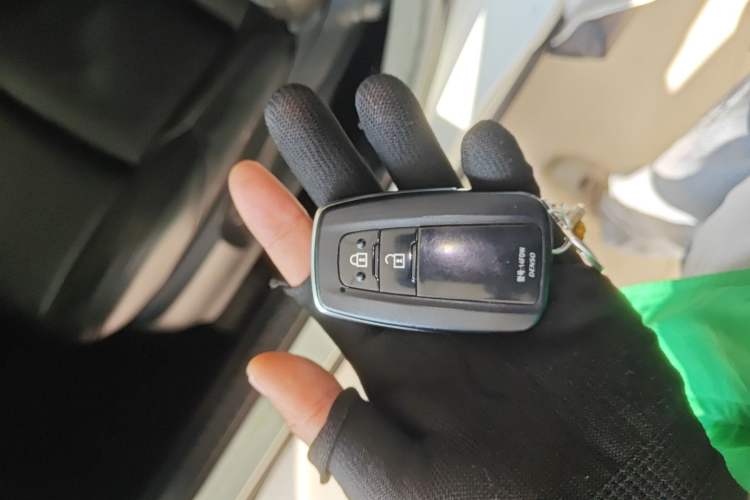 Used Toyota IZOA 2021 2.0L Yidong Edition
