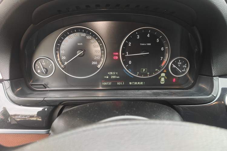 Used BMW 5 Series 2014 520Li Elegant Model