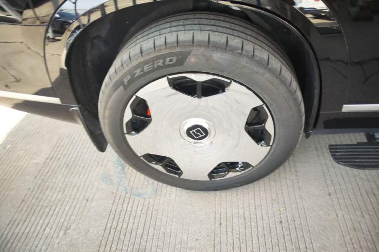 Used Zeekr 9X 2025 Hyper Edition Exterior 5